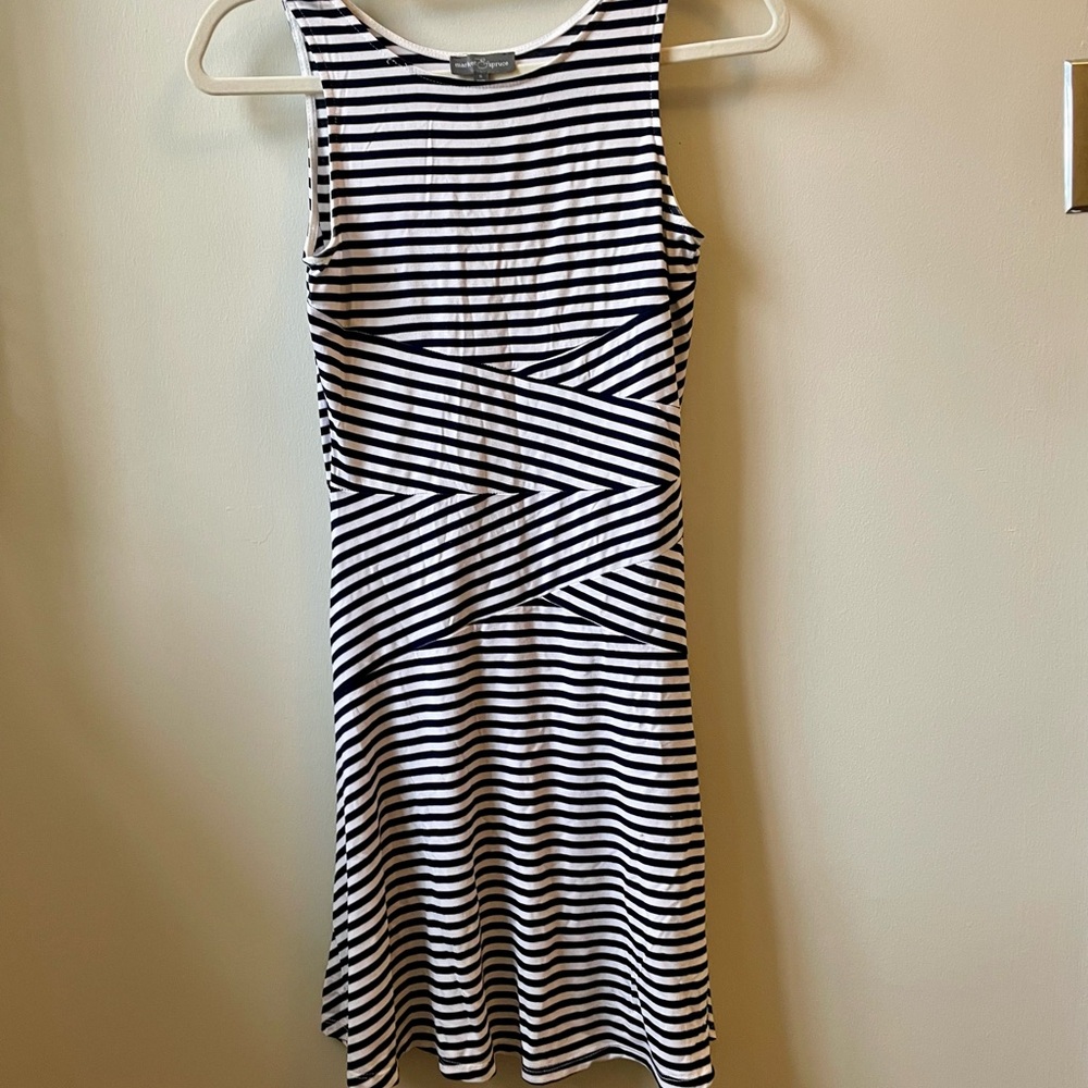 Market & Spruce Black and White Geometric Midi Dress